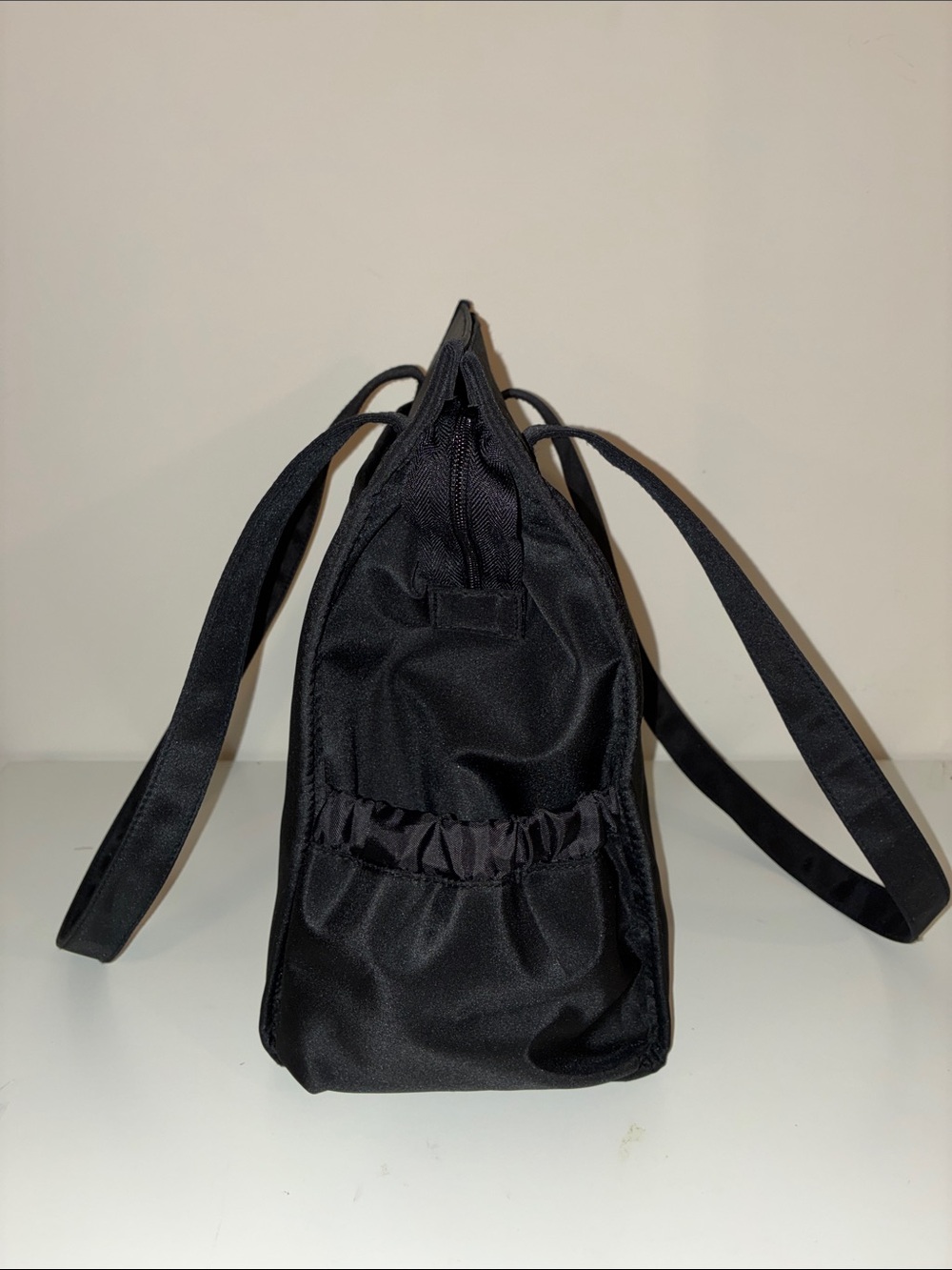 Ameda Carry-All Tote - Picture 4 of 12
